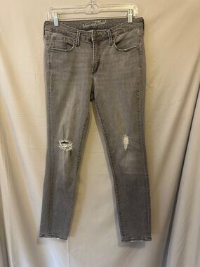Universal Thread Grey Ripped Skinny Jeans